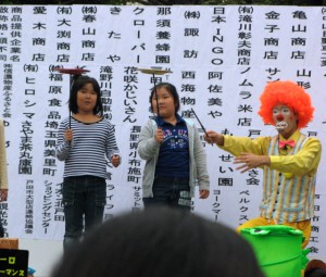 埼玉県さいたま市のお祭りに、大道芸人を派遣しました。