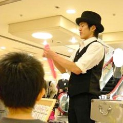 北海道のショッピングモールイベントに、バルーンパフォーマーを派遣いたしました。