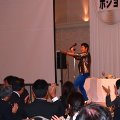 島根県松江市の企業パーティーへ、ものまね芸人を派遣しました。