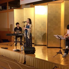 静岡県静岡市の企業様移転祝いにシンガーを派遣しました。 静岡県静岡市の企業様移転祝いにシンガーを派遣しました。