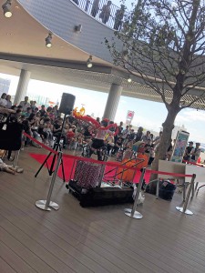 大阪府枚方市のイベントにバルーンパフォーマー＆コメディマジシャンを派遣しました。