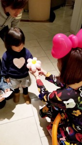 神奈川県小田原市で開催の企業記念パーティにバルーンパフォーマーを派遣しました。