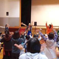 高知県幡多郡の保育祭にうたのお兄さんを派遣しました。 高知県幡多郡の保育祭にうたのお兄さんを派遣しました。
