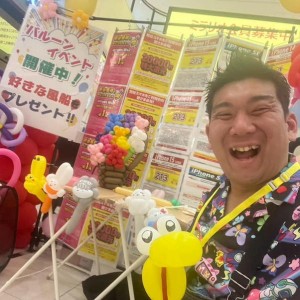 埼玉県川口市の携帯電話ショップのPRイベントに、バルーンアーティストを派遣しました！