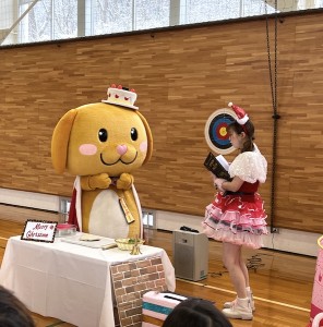 福島県郡山市のクリスマス会に、ゆるキャラ＆バルーンパフォーマーコンビを派遣しました！