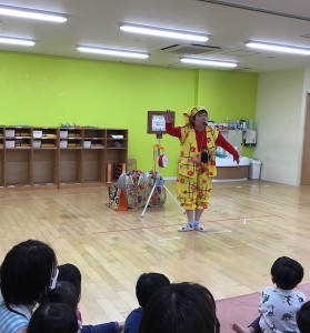 東京都北区の保育園の交流イベントへ、紙芝居師を派遣しました！