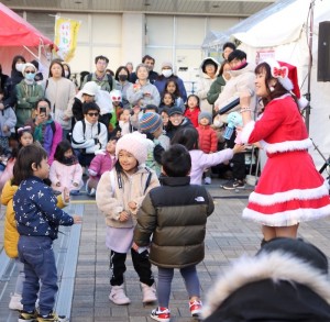 東京都葛飾区に歌のおねえさんを派遣しました