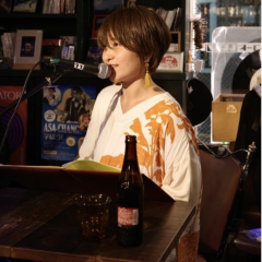 日真芽あかね